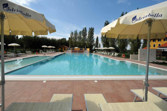 adriabella dune agriturismo esterni piscina 06 1800x1200